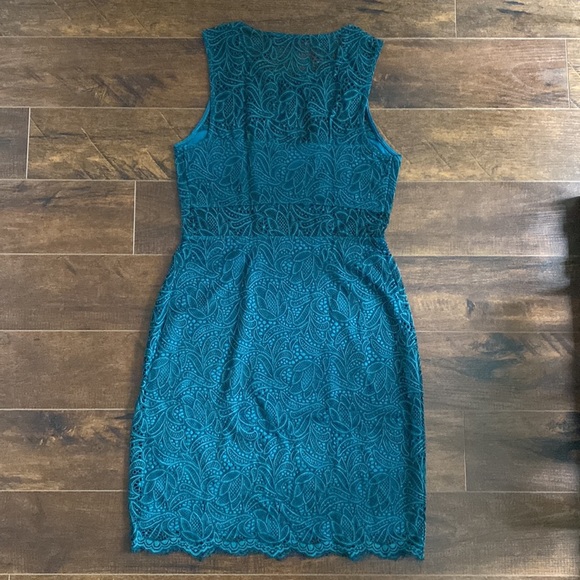 Express - Lace Peekaboo Waist Mini Dress - Teal Green - Small - Picture 5 of 7